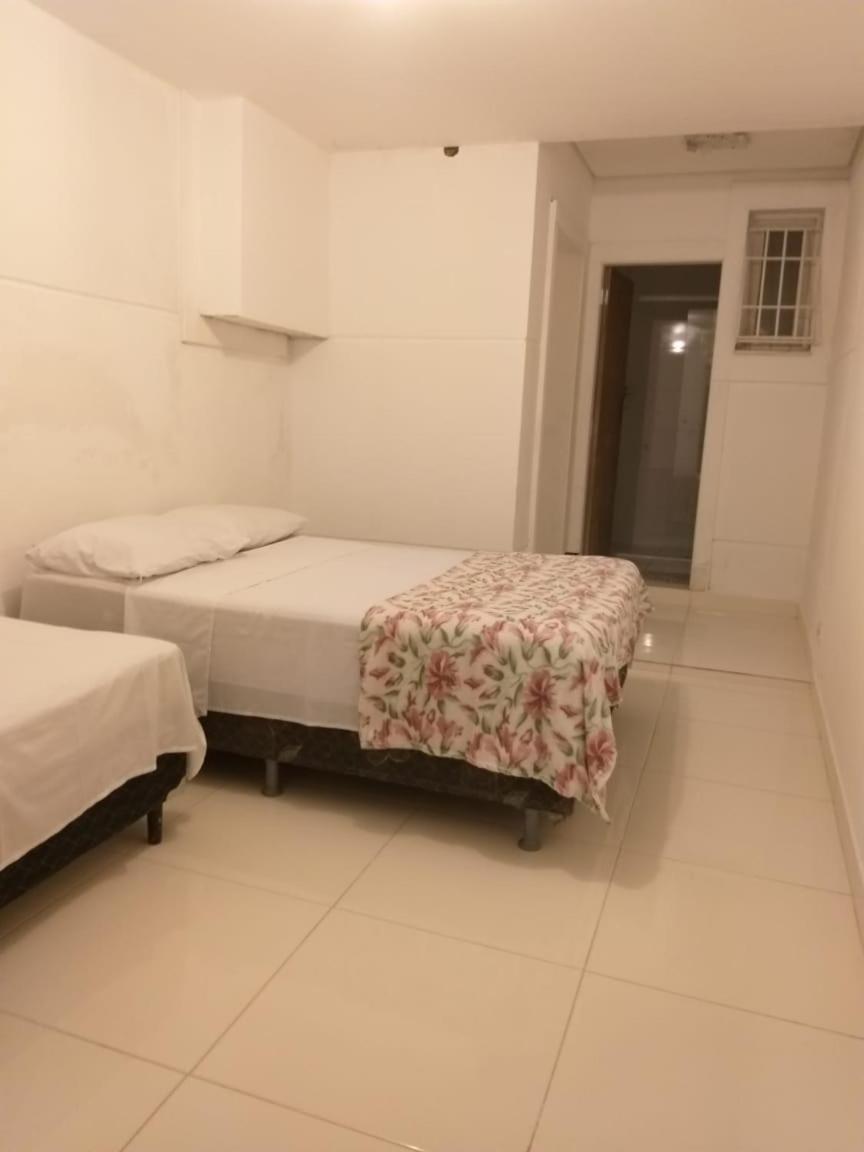 Cariboni Hotel กัวรูจา ภายนอก รูปภาพ